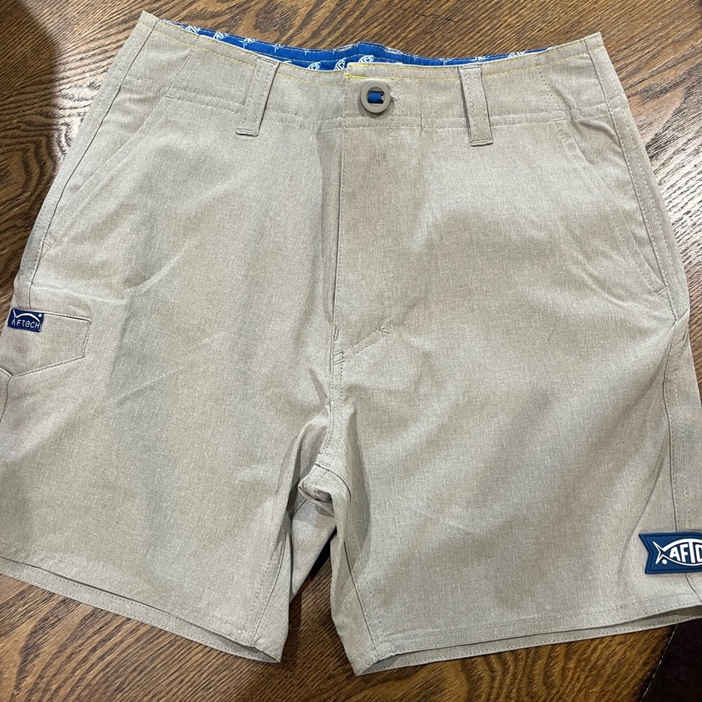 Boys size 24 AFTCO shorts nwot khaki color